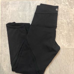 Lululemon Cropped Leggings